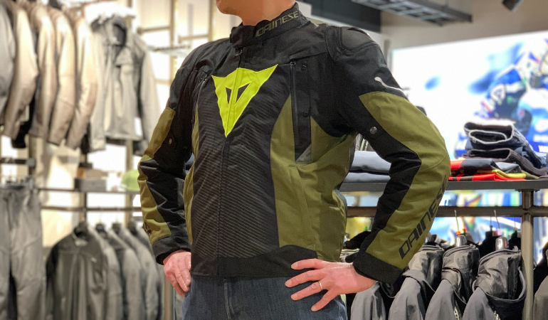 スタッフ待望のD-DRYスポーツジャケット『SUPER SPRINT D-DRY JACKET